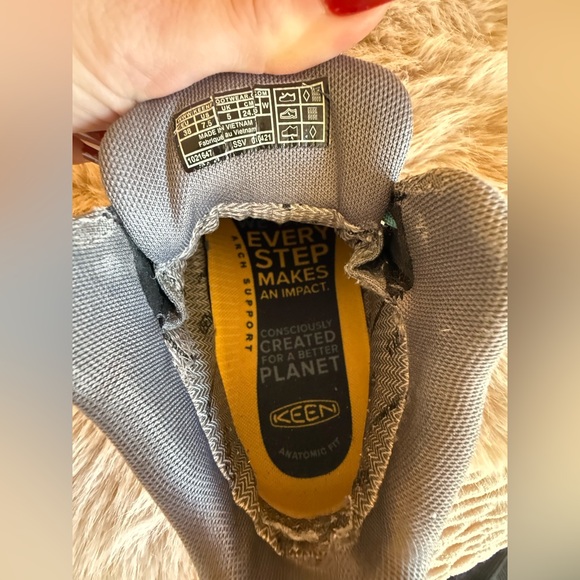 Keen Explore Mid Waterproof All Terrain Hiking Boots - Picture 5 of 8